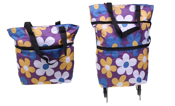 Levně Nákupní taška s kolečky fialová s květy